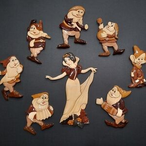 Disney Princess Snow White Vintage Intarsia Wooden Wall Art Accent Hangings